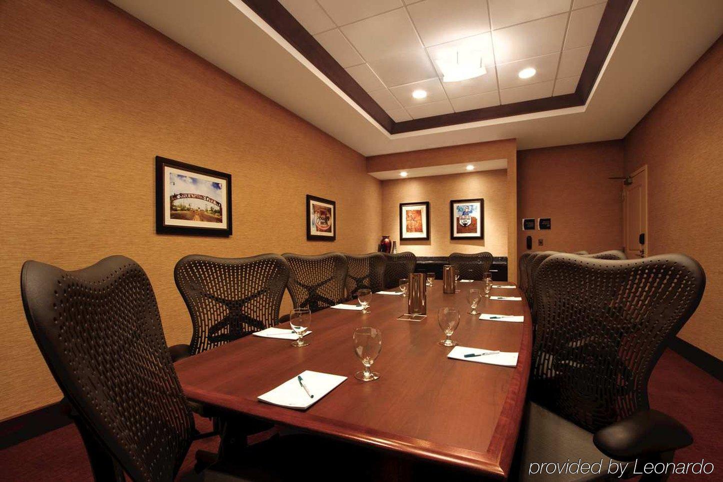 Hilton Garden Inn Oklahoma City/Bricktown Exterior foto